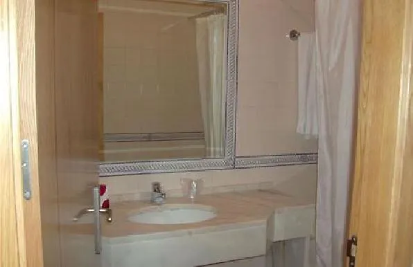 Apartamentos Veleiro Monte Gordo 3*,